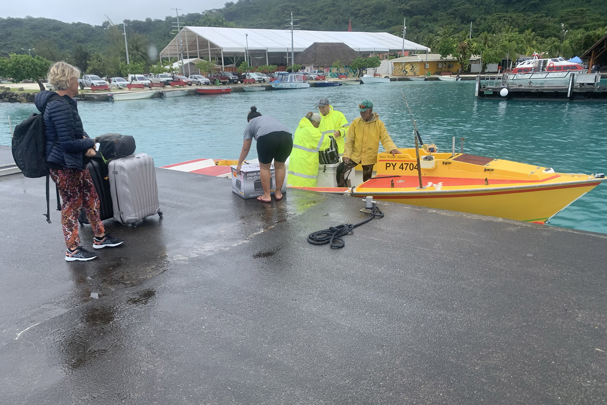 Arrivée en bateau à Bora-Bora