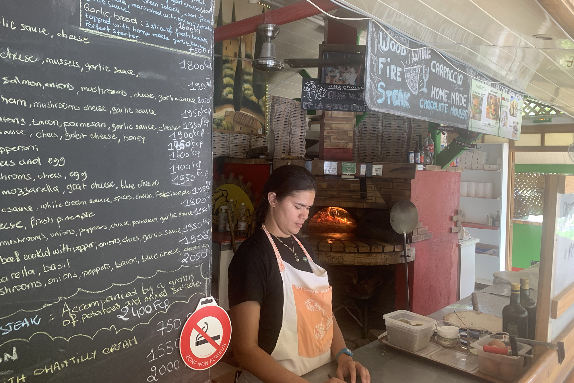 Petit restaurant de la Baie de Cook - Ile de Moorea