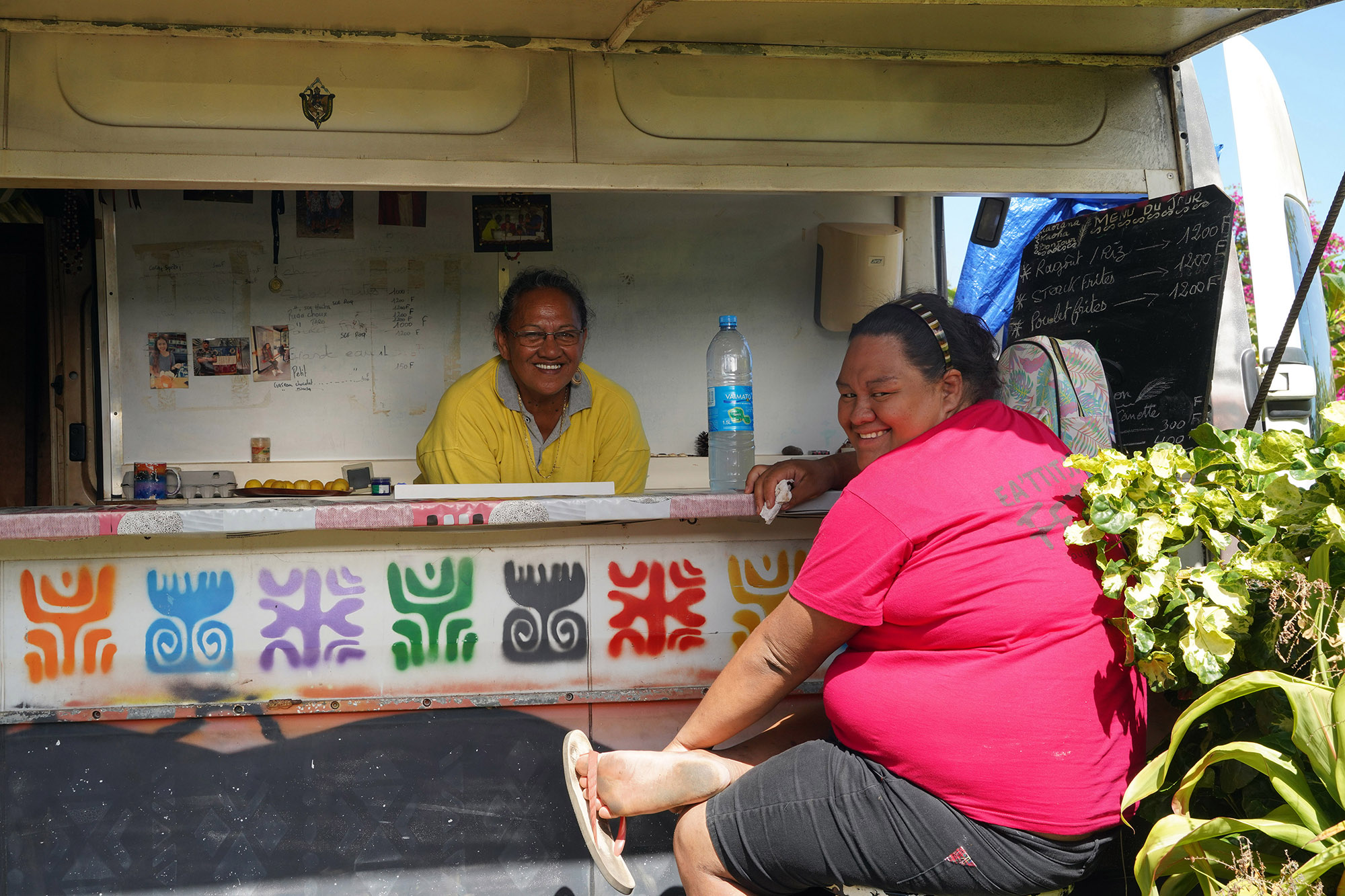 Snack La Roulotte dans le centre d' Atuona