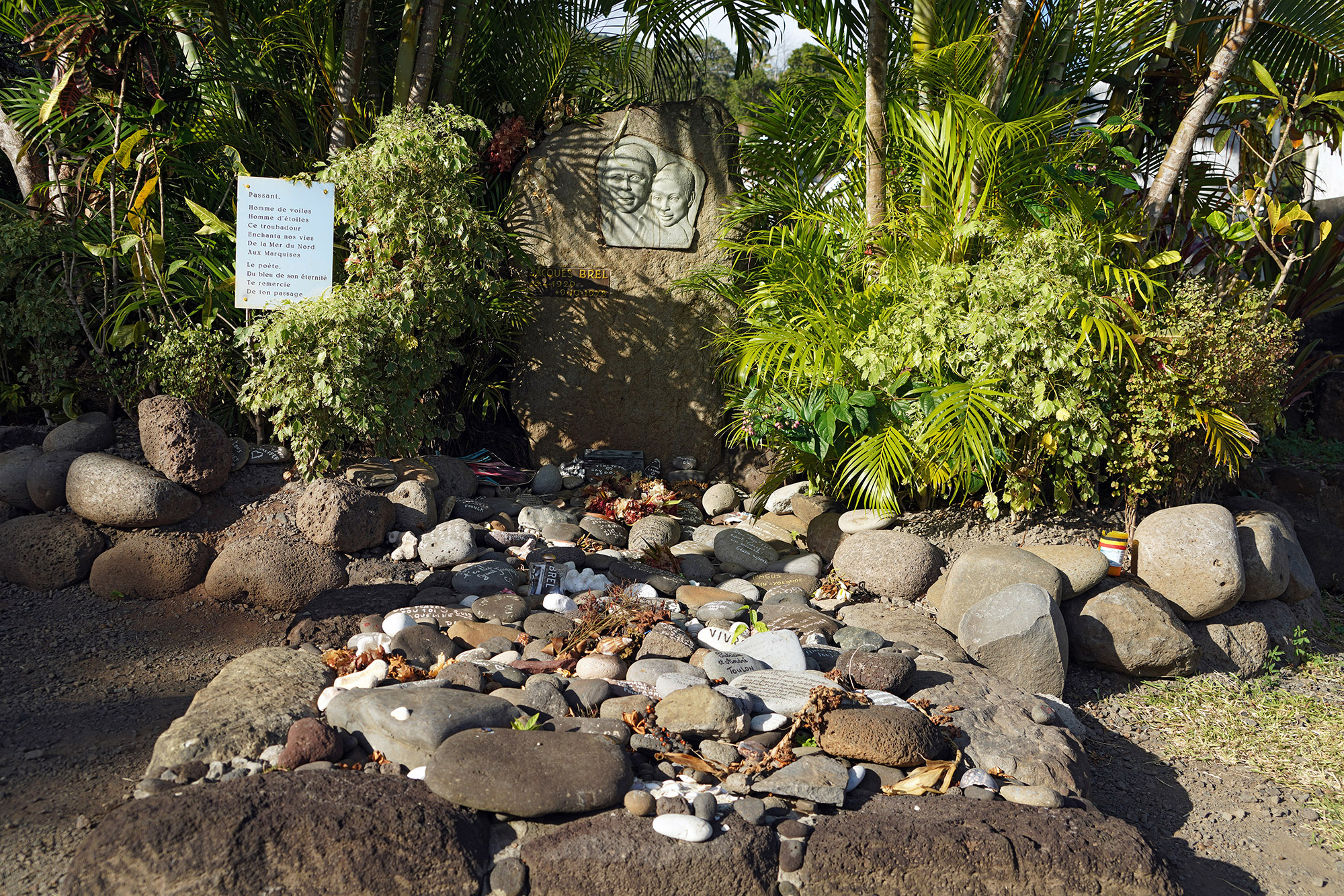 Tombe de Jacque Brel - Ile de Hiva Oa