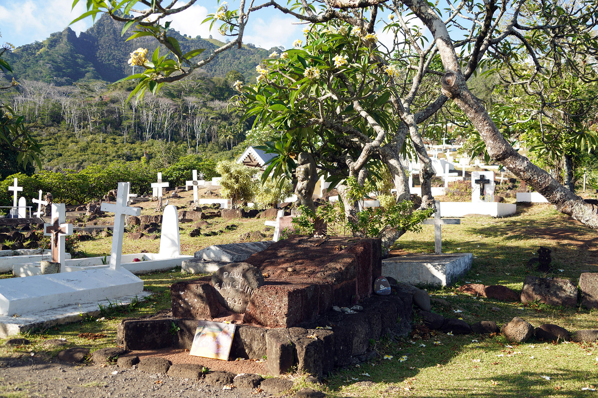 Tombe de Paul Gauguin (1848 - 1903)
